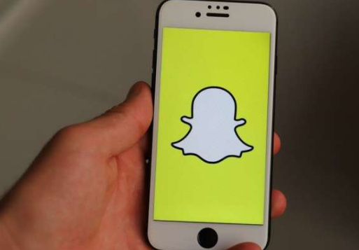 Snapchat warns Apple's privacy changes could hurt ad business
