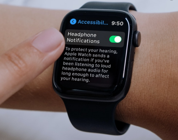 How-to-Enable-Headphone-Notifications-on-Apple-Watch