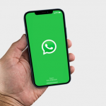 WhatsApp Beta for iOS Gains New Call UI, Group Call Options