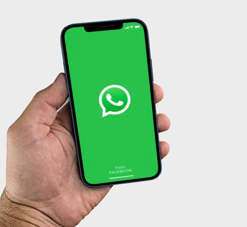 WhatsApp Beta for iOS Gains New Call UI, Group Call Options