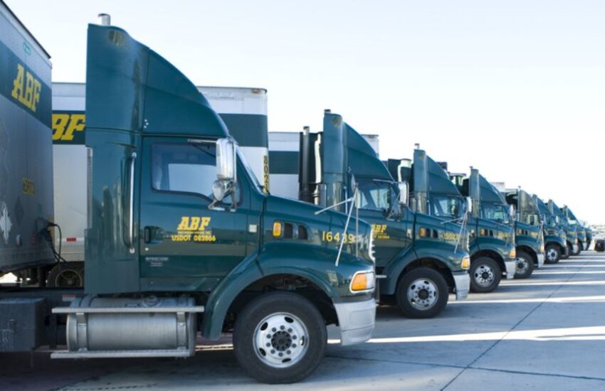 7 Trucking Companies That Sponsor Immigrants