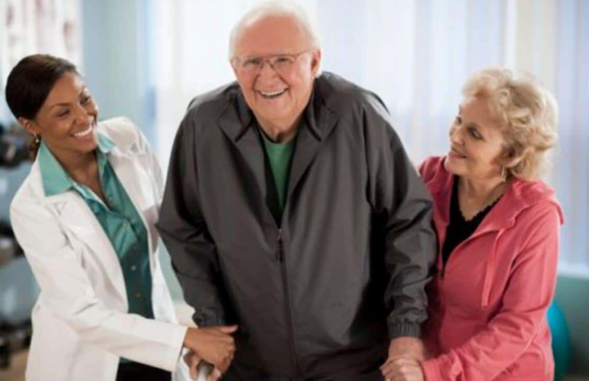 10 Elderly Care Jobs in USA for Foreigners